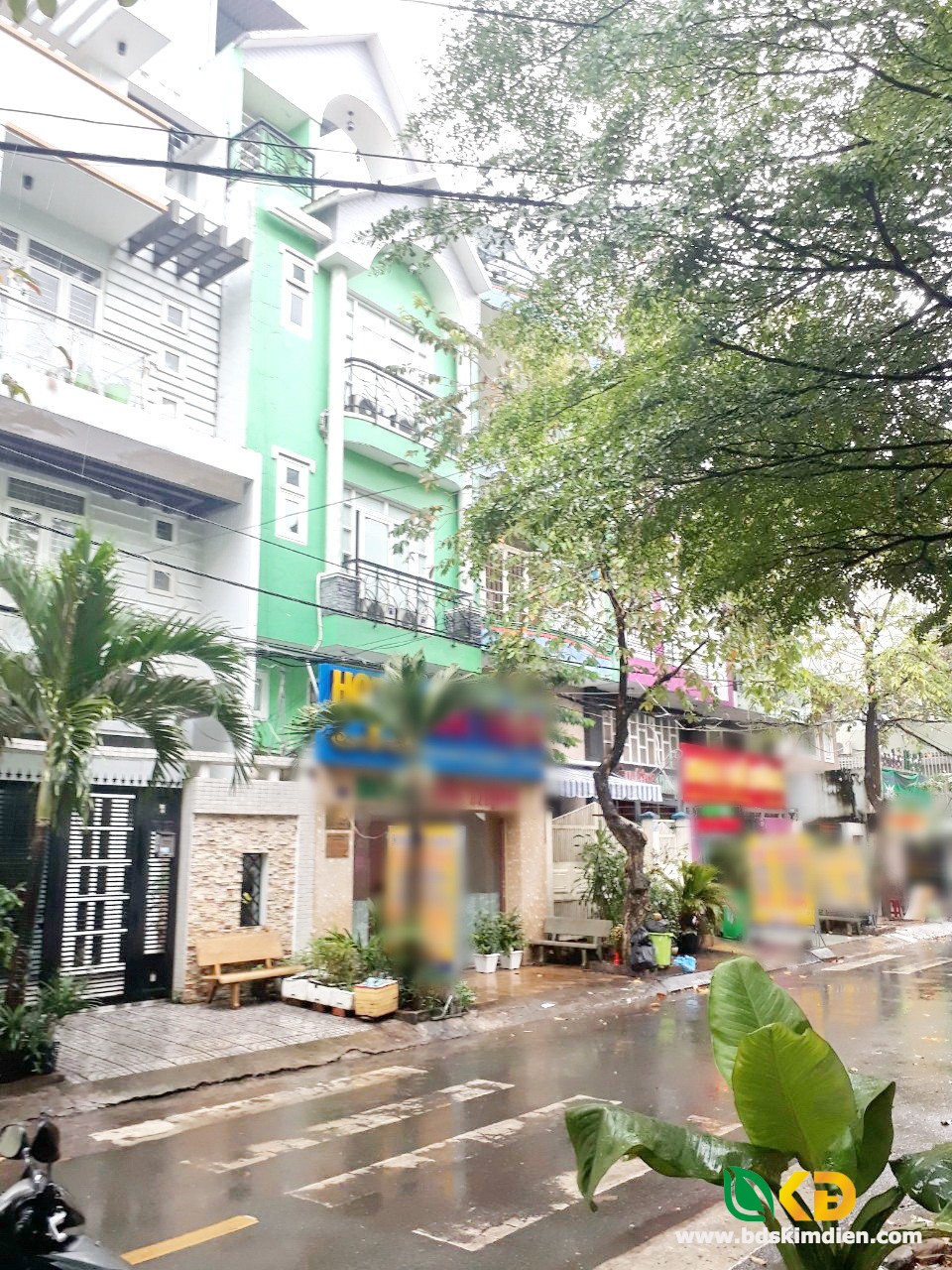 Bán khách sạn 4 lầu mặt tiền KDC Trung Sơn Bình Hưng – Bình Chánh